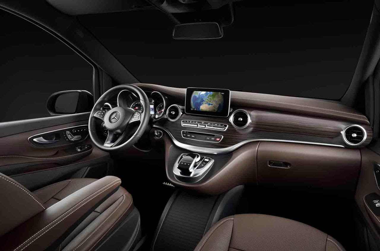 Automotiveblogz 2015 Mercedes Benz V Class Interior Photos