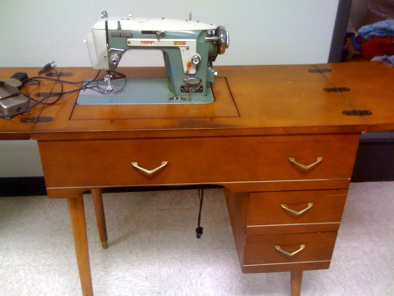 New Home Machine and for Sale! FiftyForward Knowles Threadfest