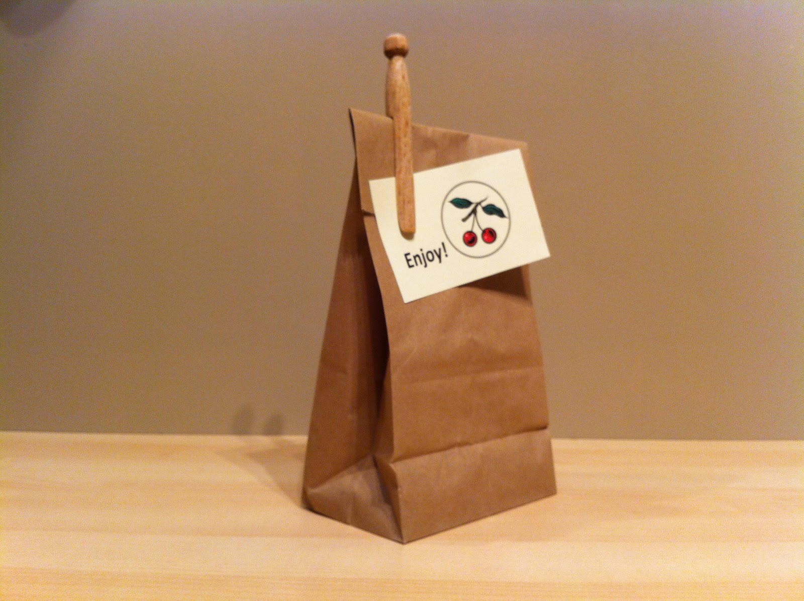 Abi's Packaging Ideas Peg message bag