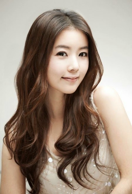 http://1.bp.blogspot.com/-teZ8R0xzJX0/UzqabhoHnrI/AAAAAAAABg4/ZYpavDRtJqs/s1600/Long+hair+styles+Model+Girl+New+Korean+Women.jpg