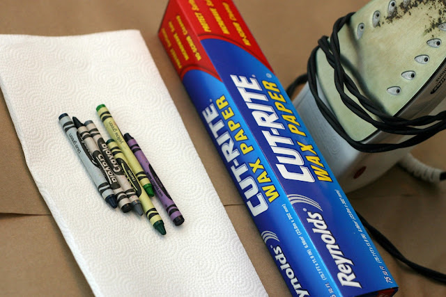 Kids Craft - Halloween Crayon Bats 1 