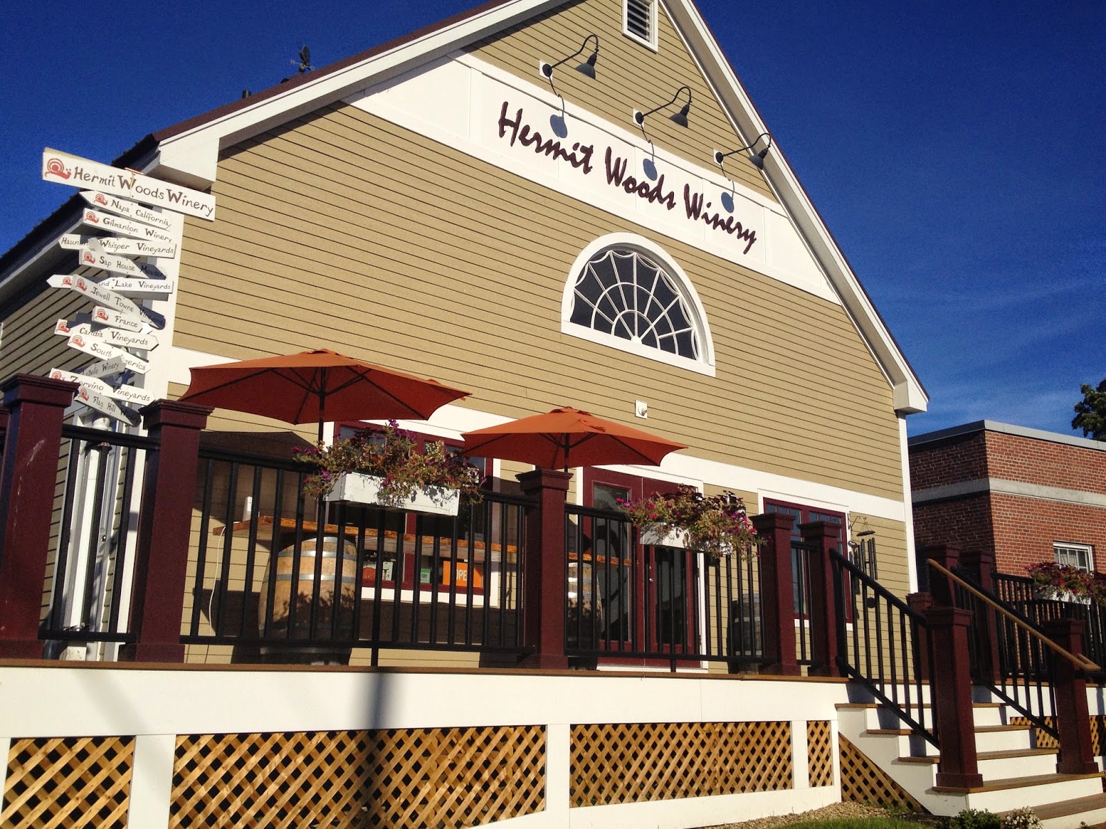 Vino Travels An Italian Wine Blog Wine tasting of the Lakes Region