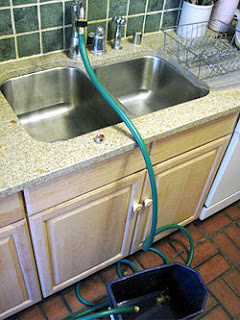 Roof Detective 609 538 8710: How to attach a garden hose to a facet