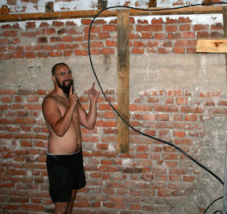 The cable reached the point we aimed for The cable reached the point we aimed for