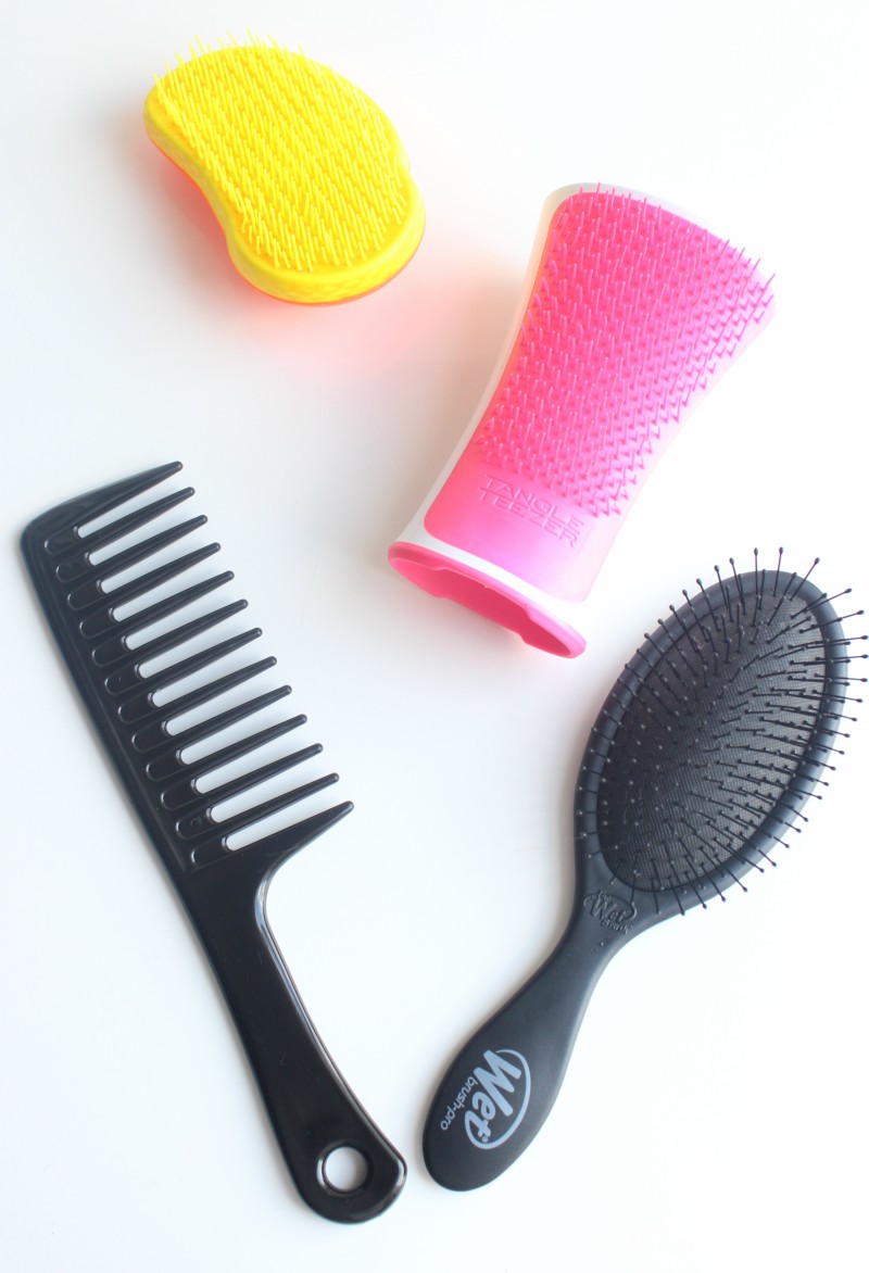 Four Ways to De-Tangle Your Hair Without Breakage