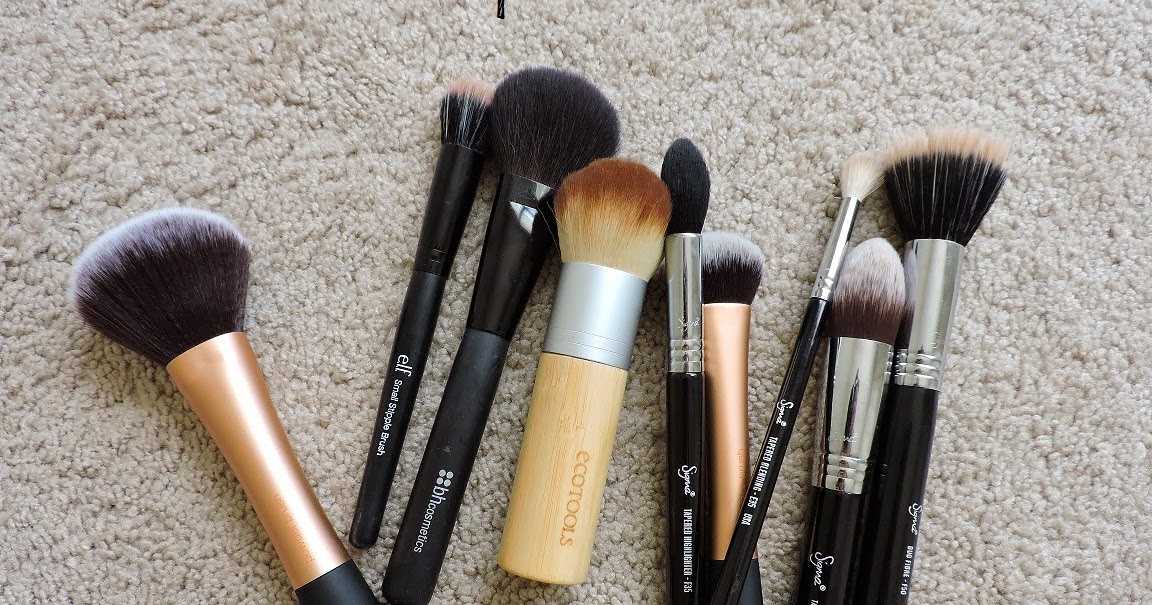 MichaelaLeigh XO Makeup Brushes 101