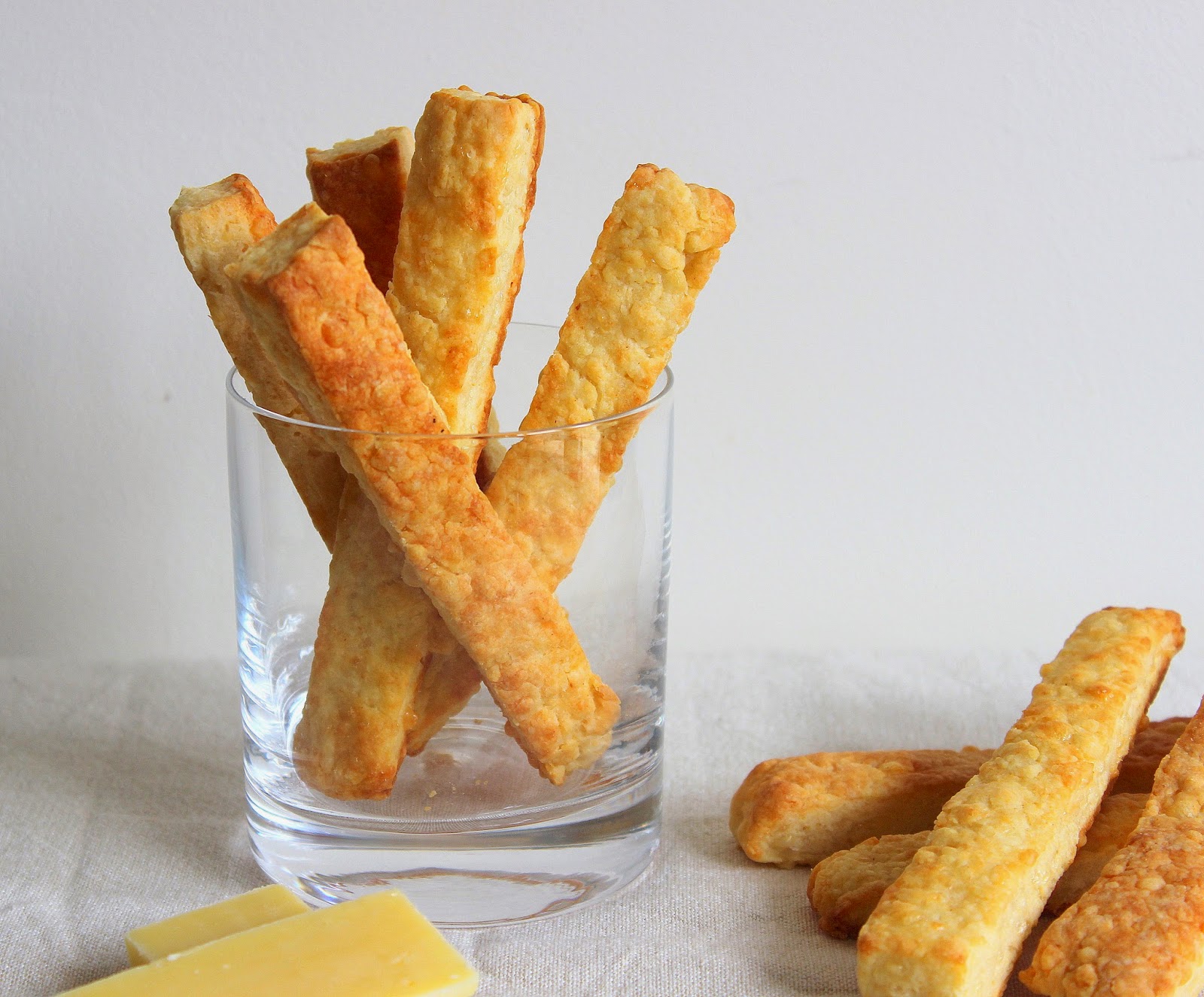 PicNic Mainland Noble Cheese Straws