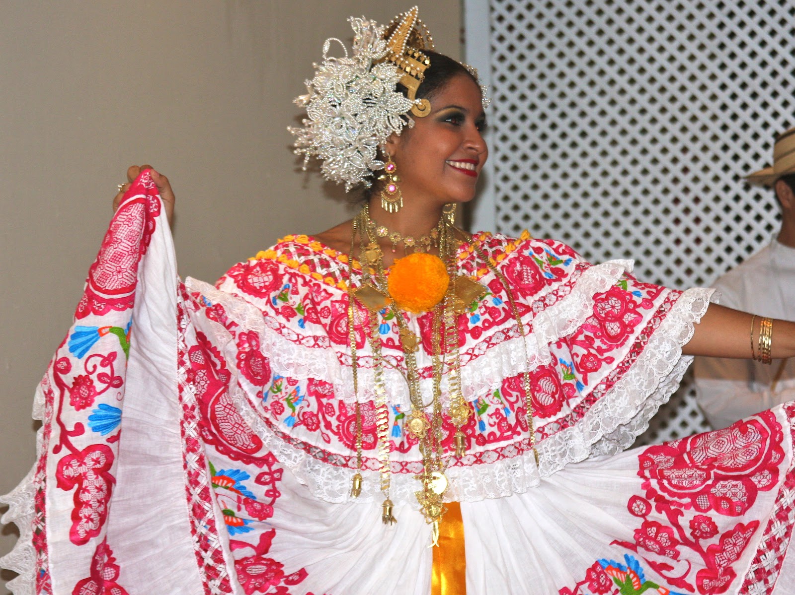 Panama Touring The National Dress