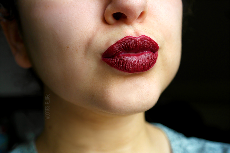 Petite Sal Review Mac Diva Lipstick