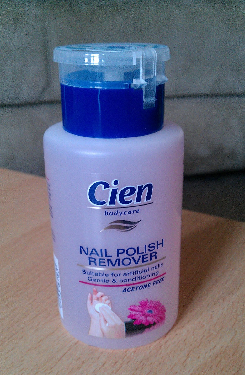 Pie's Eyes & Other Sparkly Stories... Cien Nail Polish Remover