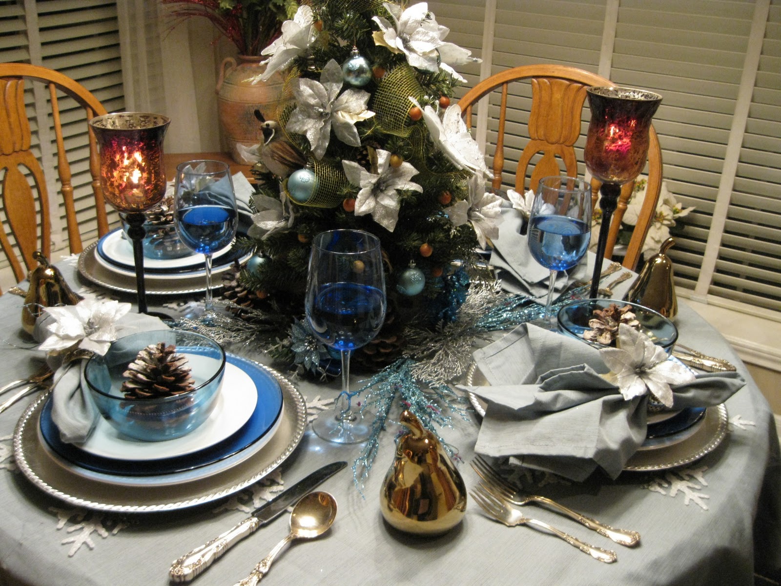 Tablescapes By Diane Christmas Tablescape In Blue.