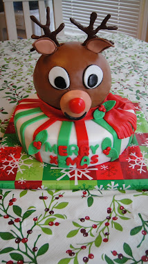 Reindeer Cake