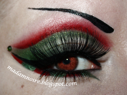 i didnt use contact lenses for this look because i dont own any at the moment but if you are going to use contacts i advice you to put them in - Christmas Elf Makeup i didnt use contact lenses for this look because i dont own any at the moment but if you are going to use contacts i advice you to put them in - Christmas Elf Makeup