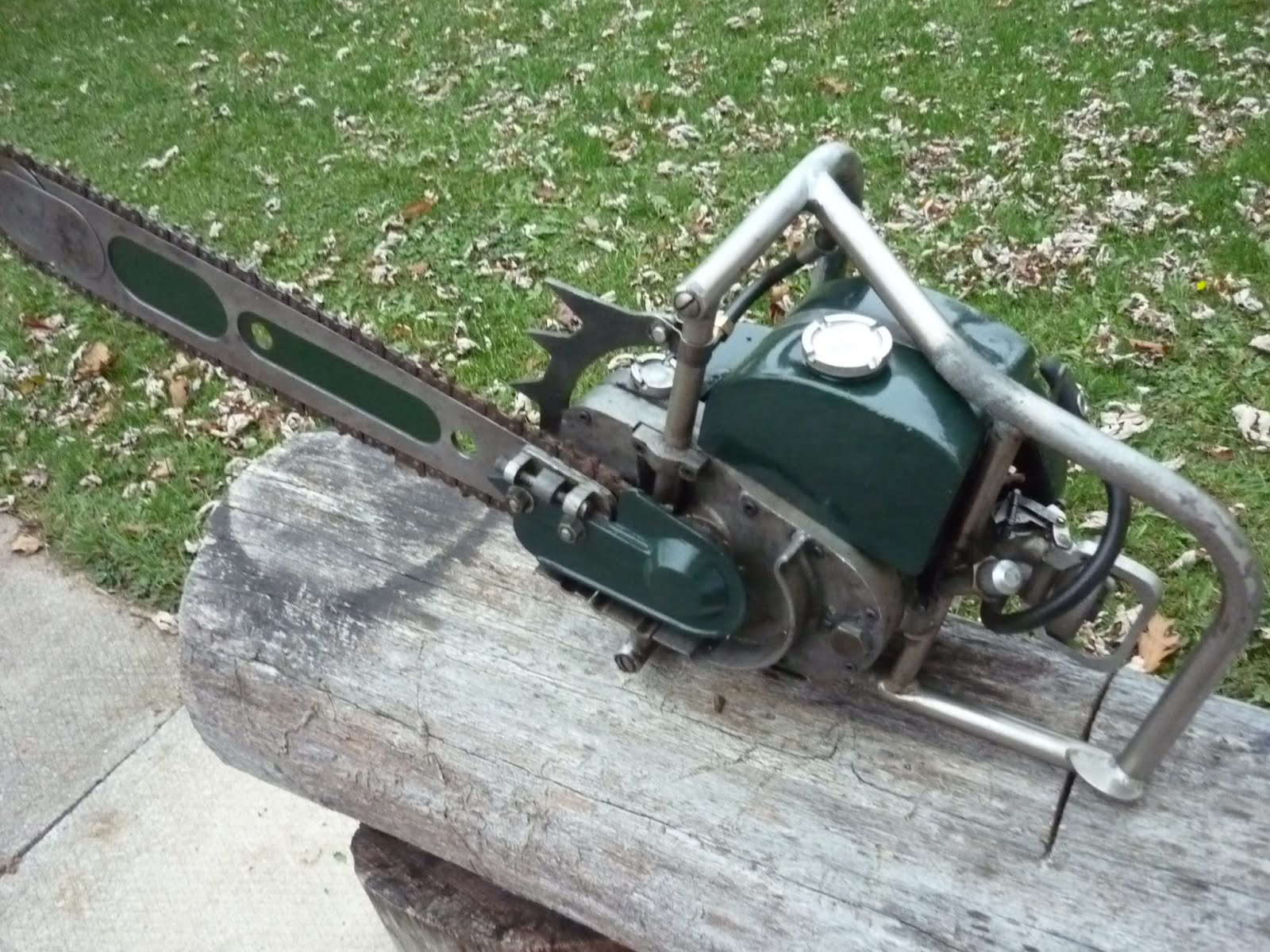 VINTAGE CHAINSAW COLLECTION JONSERED GROUP OF SAWS.