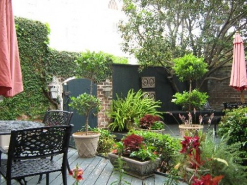 beauty garden design: Exterior Home garden design inspiration ideas for