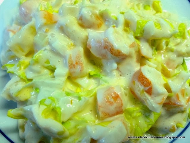 Ensalada De Langostinos Y Palitos De Cangrejo
