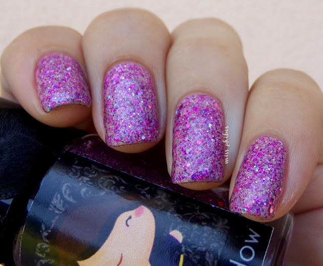 Black Widow de Esmaltes da Kelly