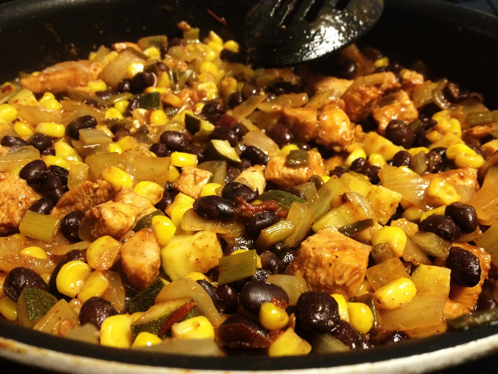 what's for sups? Chipotle Chicken, Black Bean & Corn Wraps