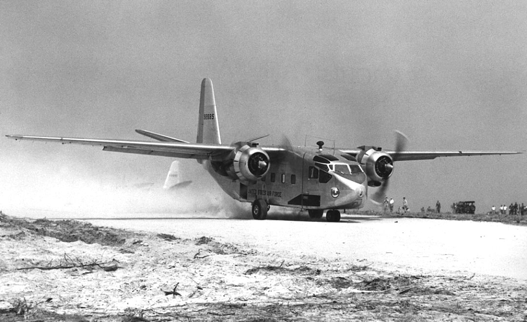 nhungdoicanh Chase C122 Avitruc