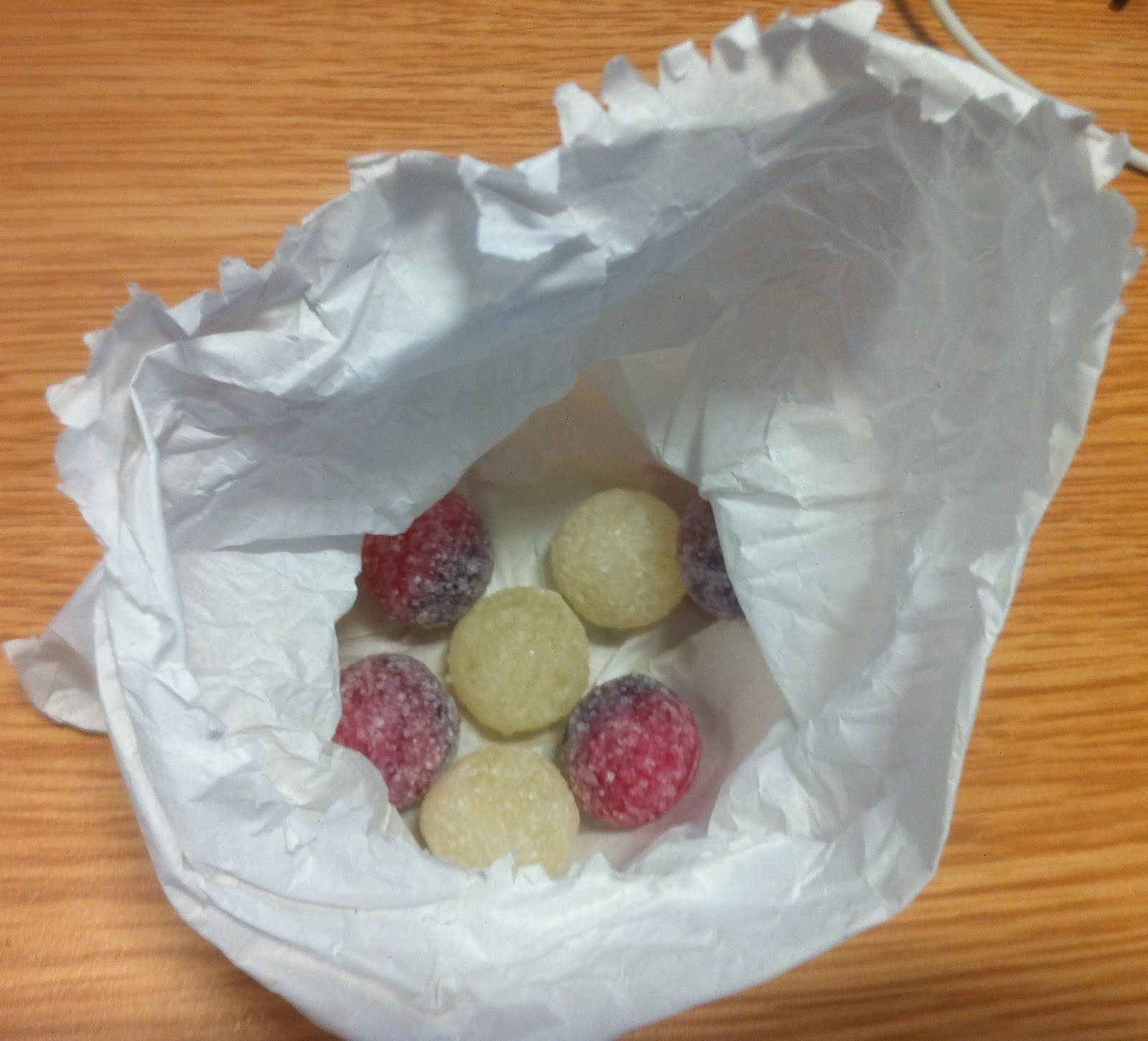 FOODSTUFF FINDS Super Sours and Cinnamon Fireball Jawbreakers (Traditional Sweets) [By cinabar]