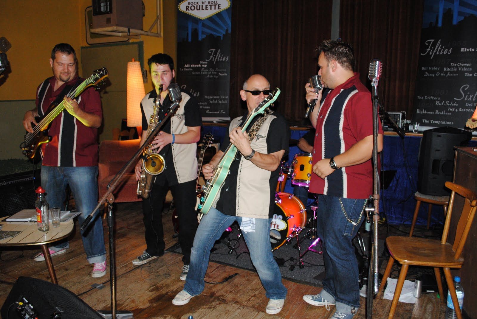 Jack black school of rock ac dc Ajax_jj poker
