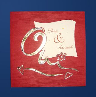 Invitación roja con dorado para boda Invitación roja con dorado para boda