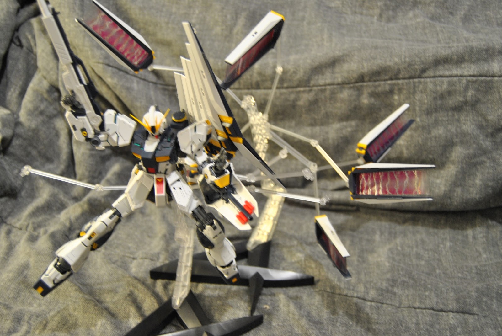 MG 1/100 nu Gundam Fin Funnel Ver. Ka set review by Gundam Kits