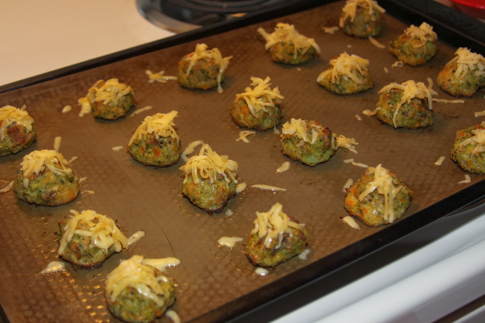 For the Love of Food Broccoli Cheese Soup Poppers