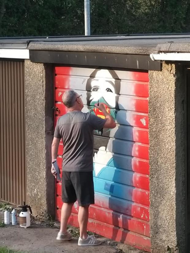 Artist Mural paying tribute to NHS (National Health Service) staff