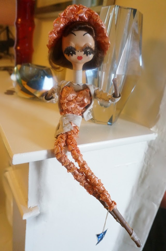une poupée Mabu des années 60  60s Mabu doll vintage 1960