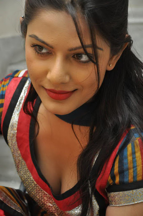 anjali , anjali spicy actress pics