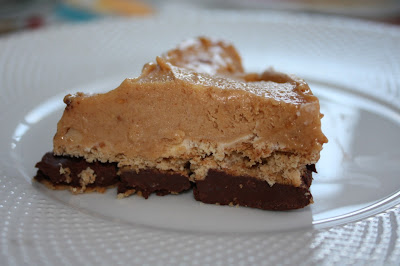 peanut butter and chocolate mousse pie