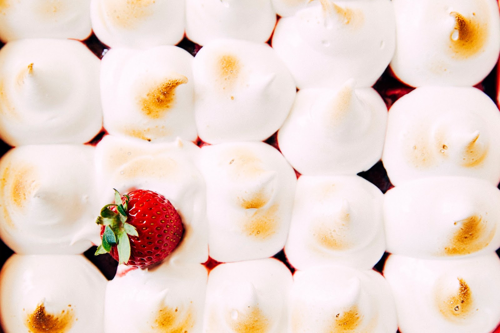 Mixed Fruit and Marshmallow Meringue Tray Bake hummingbird high a