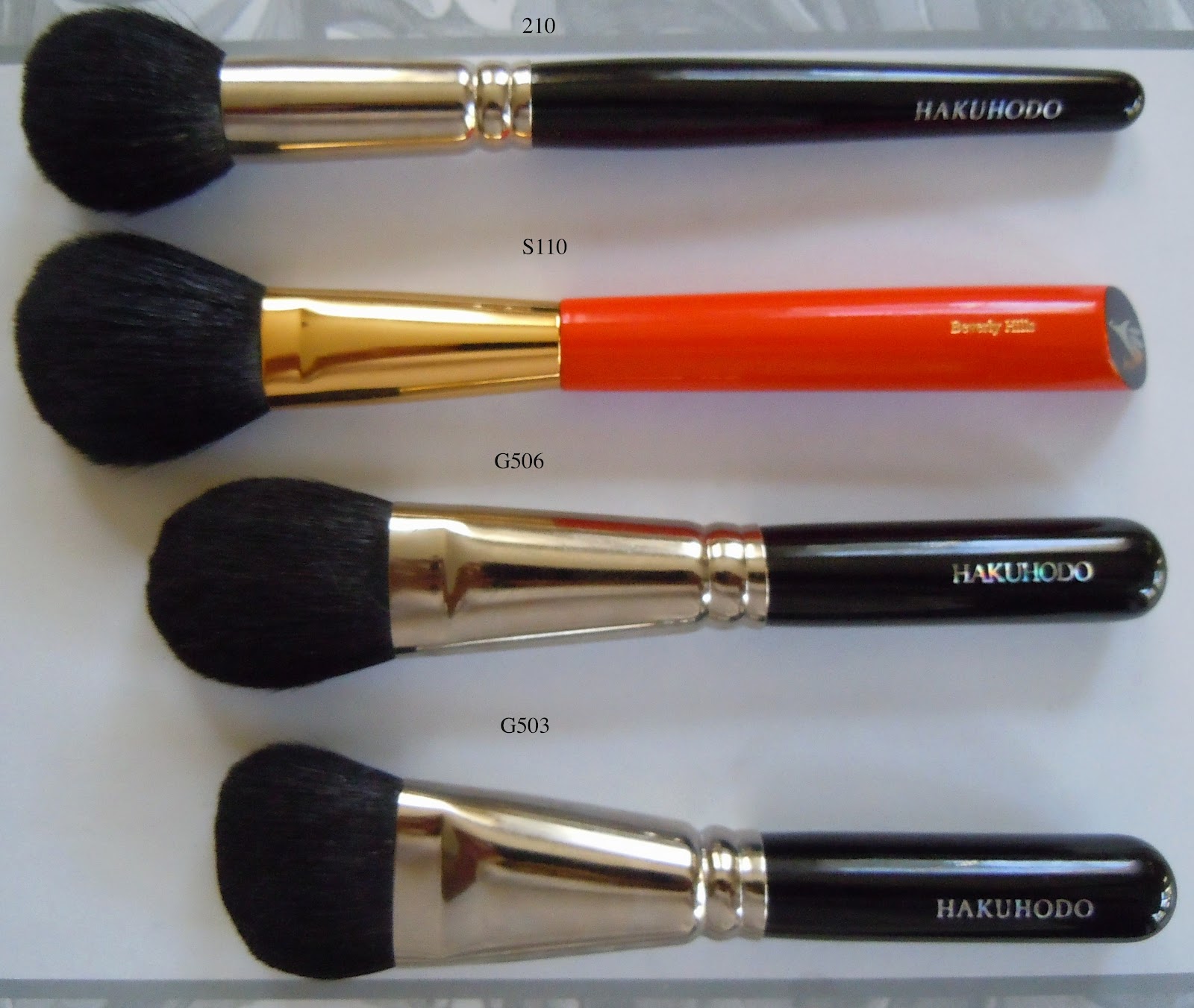 lola's secret beauty blog Hakuhodo 210 Blush Brush Review