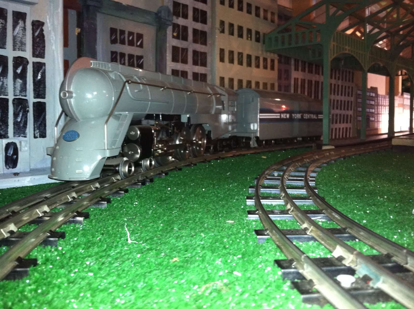 STANDARD GAUGE TRAINS Standard Gauge Dreyfus Hudson