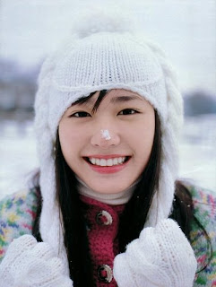 Celebrity Yui Aragaki biography 2