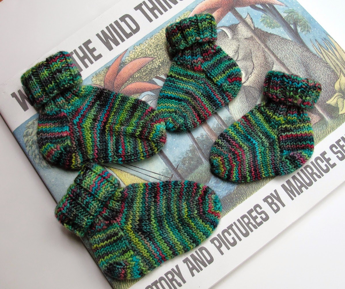 Kate Atherley Knits. A Lot. Mainly Socks. Baby Sock Pattern Free!