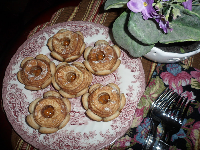 the enchanted oven Muffin tin apple tarts