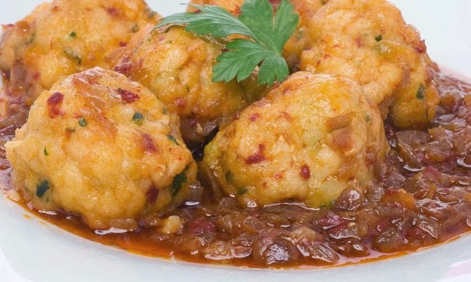 Albóndigas De Bacalao Con Reducción De Pedro Ximenez
