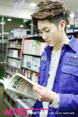 [Pic][16.02.12] Aron's Book History (NU★PAPA) 11