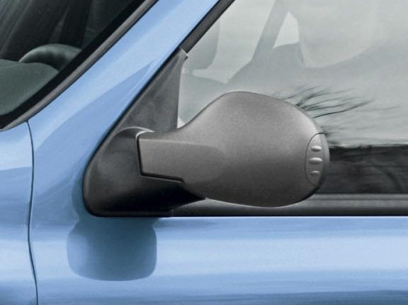 2012_01-renault_clio_campus_bye-bye_3.jpg