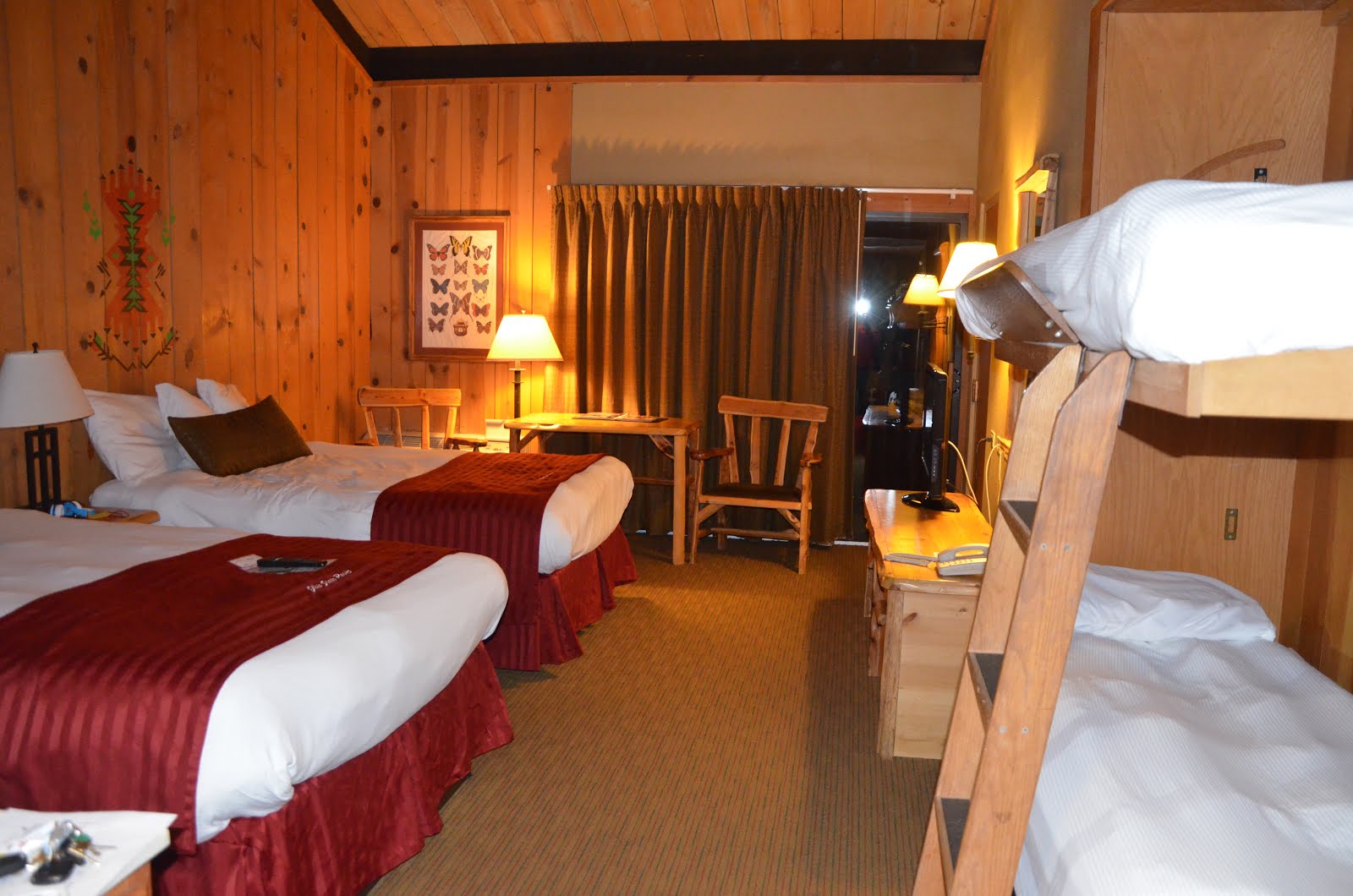 Midwest Family Traveler Shawnee Lodge in Shawnee State Park, West