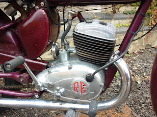 The Royal Enfield Ensign 150 cc  Ensign 150 cc 1956–1967 150 cc two-stroke engine.