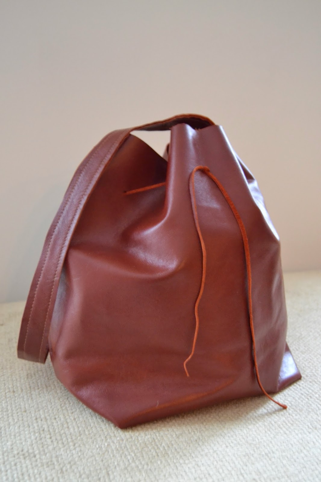 The Crafty Novice DIY Sew Bucket Bag