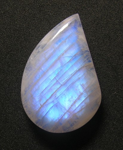 how to tell if moonstone is real