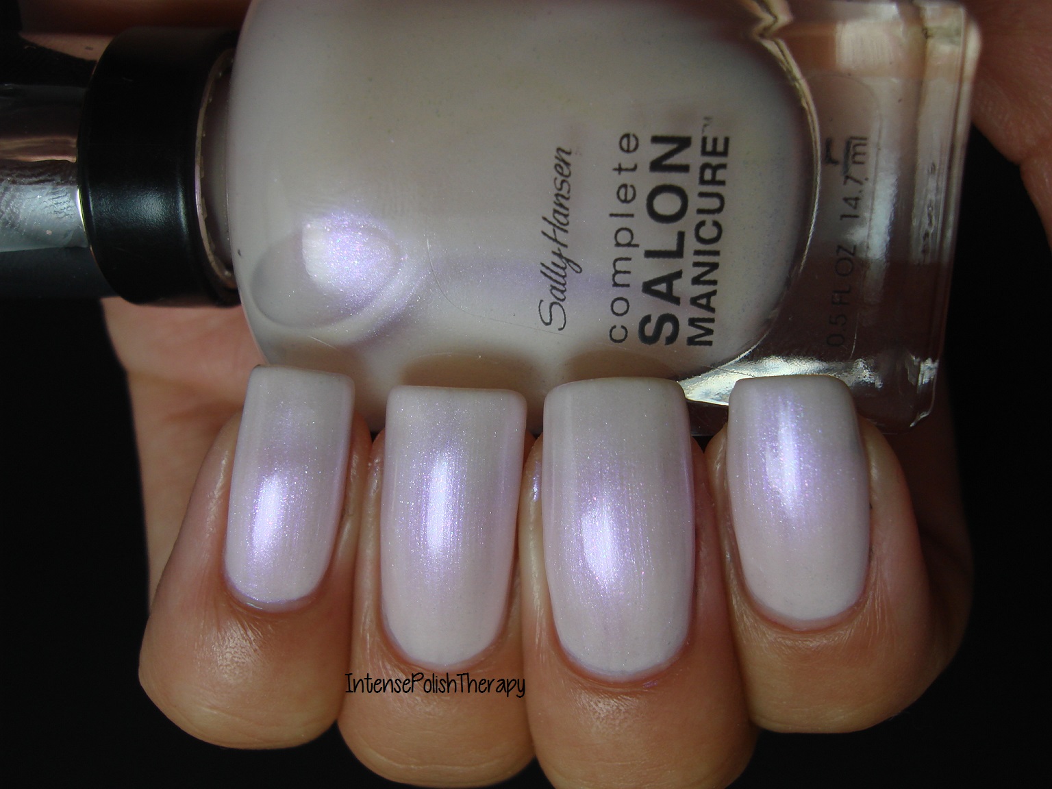 Sally+Hansen++Luna+Pearl.JPG 1,536×1,152 pixels Pearl nails, Sally