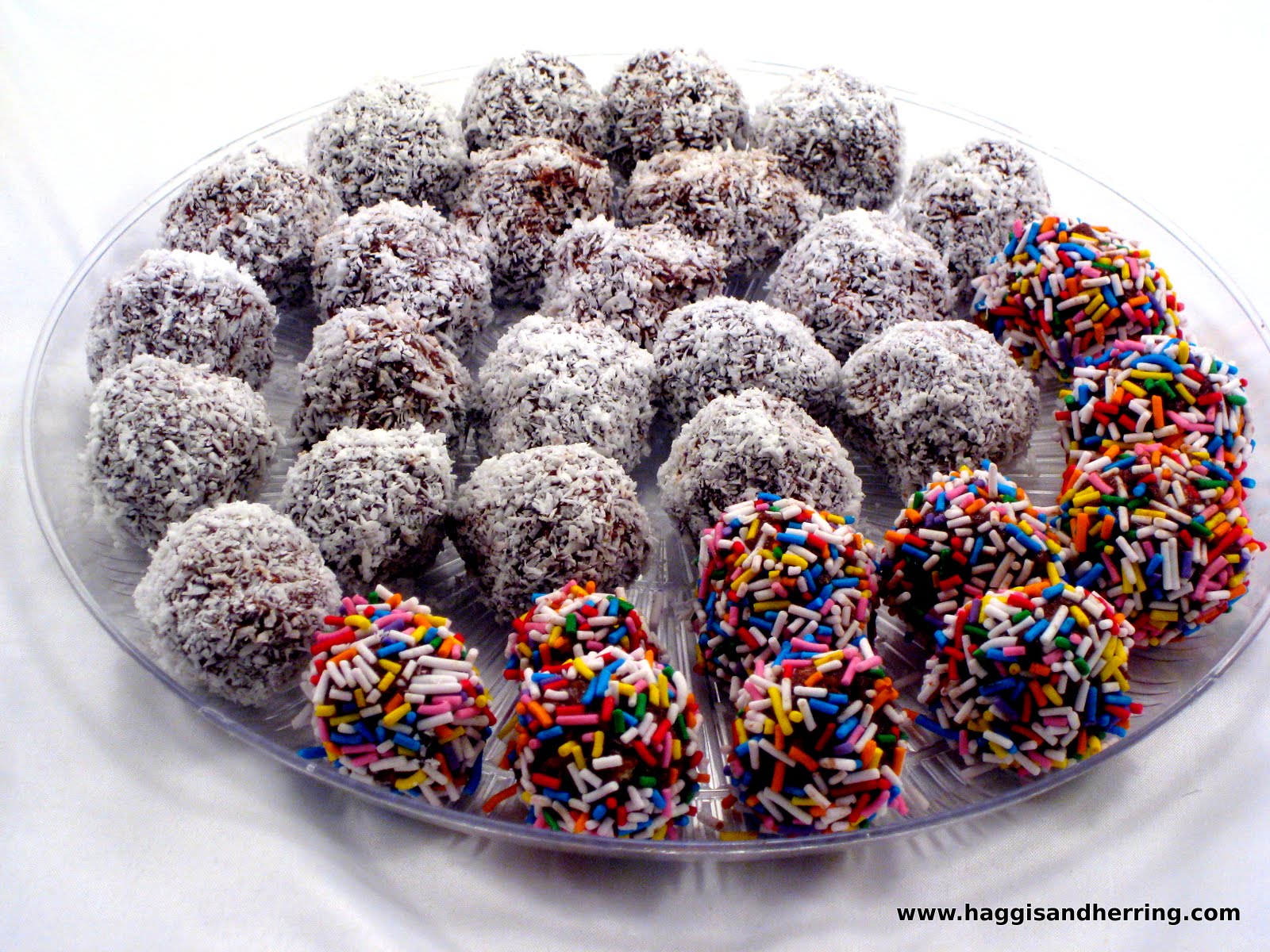 Recipes by the Haggis and the Herring: Chocolate Balls (כדורי שוקולד)