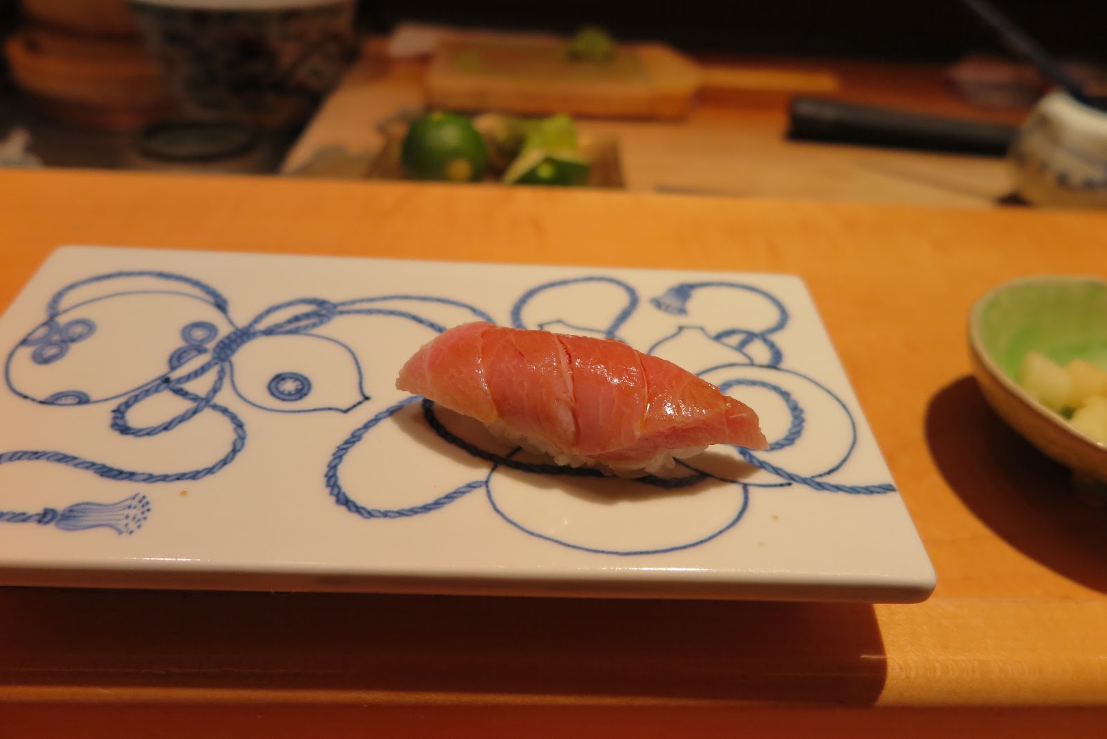 這是描述一位愛吃鬼如何自助遊日本的紀錄xd 15 宮崎一心鮨光洋