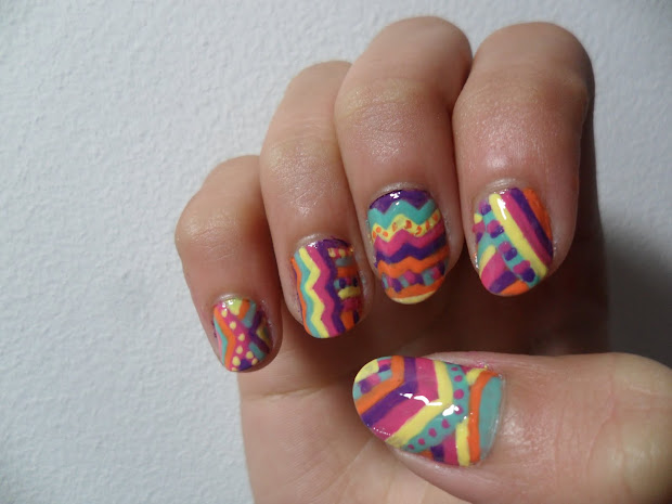 madnails. aztec print nails