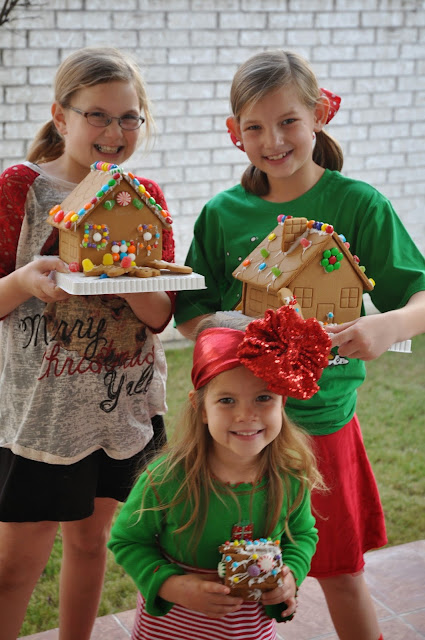 gingerbread houses, holidays